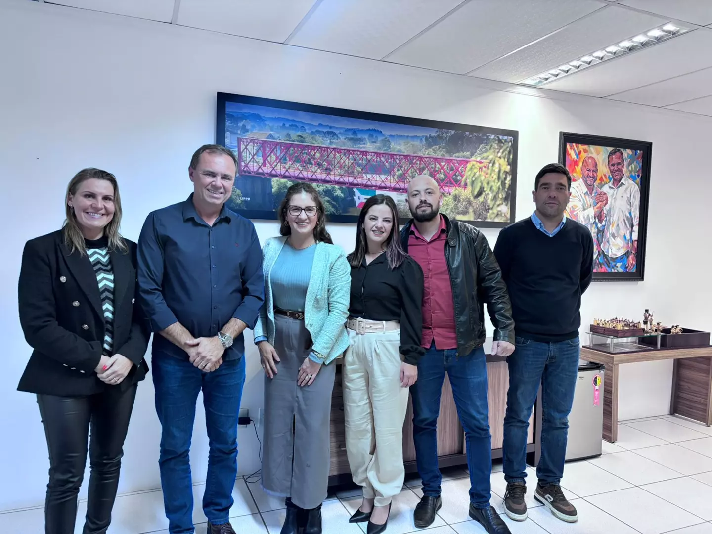 AMMA apresenta demandas da comunidade autista em reunião com Prefeitura de Mafra